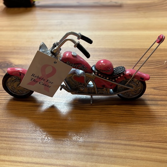 Breast cancer Motorcycle figurines - Picture 3 of 4